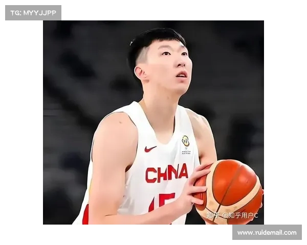 杨毅评论周琦缺席亚洲杯并表扬郭士强的领导力与贡献